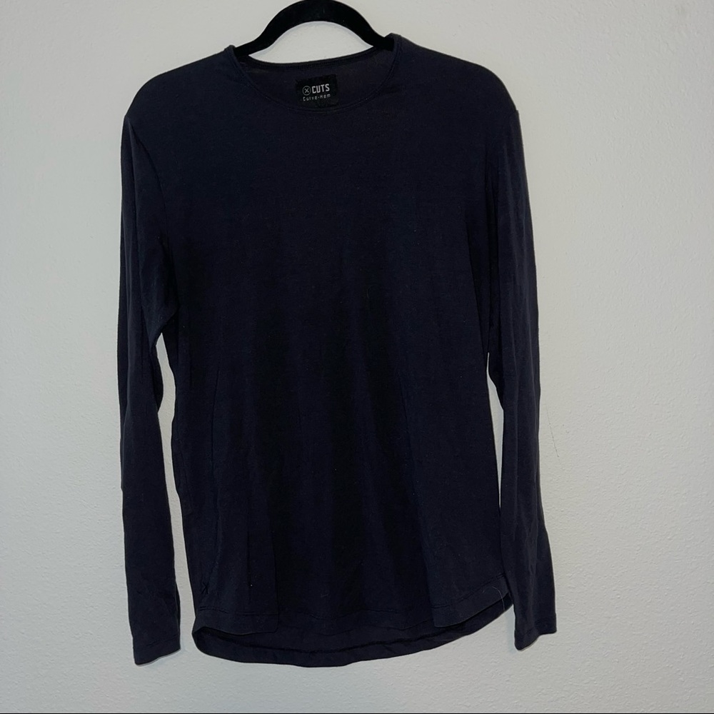 Cuts long sleeve black